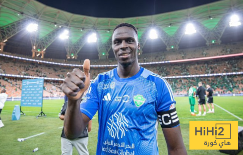 الحارس الأكثر تألقًا في دوري روشن 2 الحارس الأكثر تألقًا في دوري روشن 1