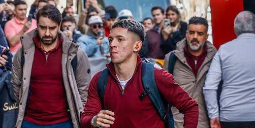 مشجع مدريدي يفاجئ بريستياني بعد وصوله لفندق الإقامة