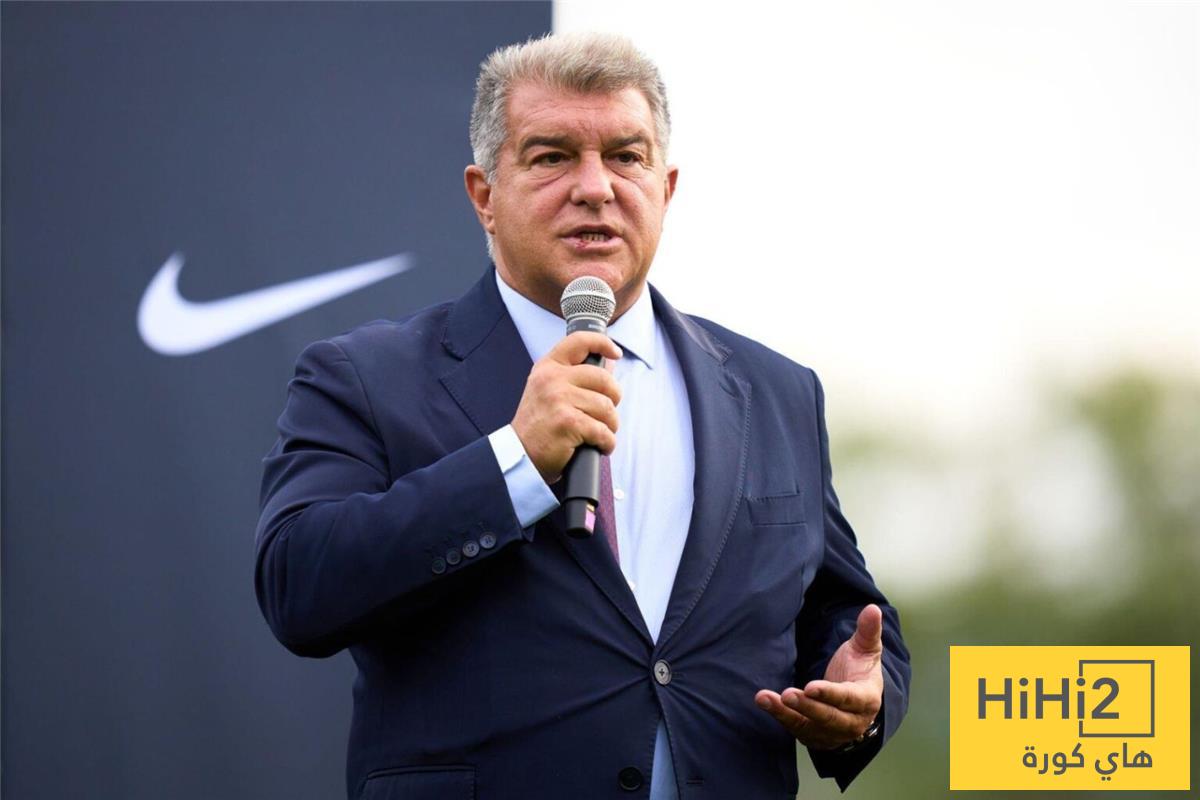 نجم برشلونة يدعم لابورتا في الانتخابات