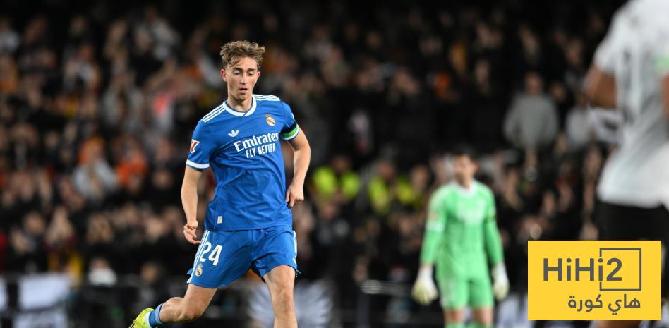 رغم غيابه.. دين هويسن يثير غضب جماهير الريال أمام بنفيكا