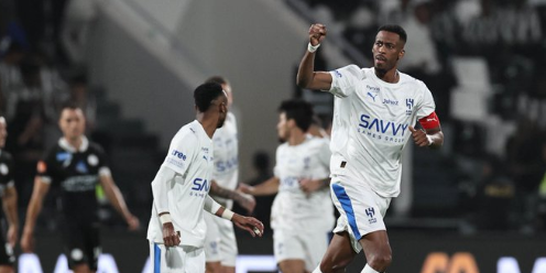 لاعب الهلال المتخاذل ! لاعب الهلال المتخاذل !