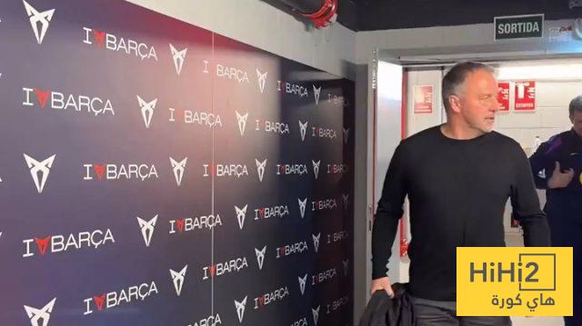 صور.. برشلونة يصل ملعبه قبل لقاء فياريال