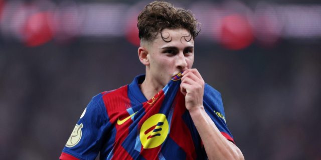 فيرمين لوبيز الوحيد الذي فعلها بين لاعبي برشلونة