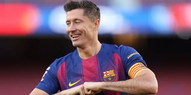 صورة.. ترتيب ليفاندوفسكي في قائمة هدافي برشلونة بدون ركلات الجزاء