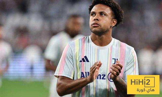 يوفنتوس يجدد عقد الساحر الأمريكي 2 يوفنتوس يجدد عقد الساحر الأمريكي 1