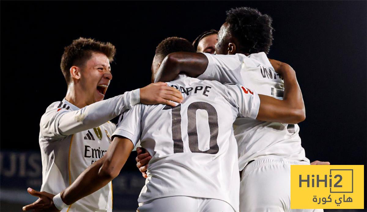 اليويفا يعاقب ريال مدريد بسبب هتلر!