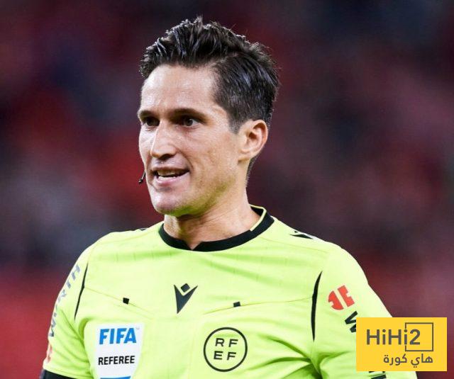 أرقام خاصة بحكم مباراة برشلونة وبيلباو 1