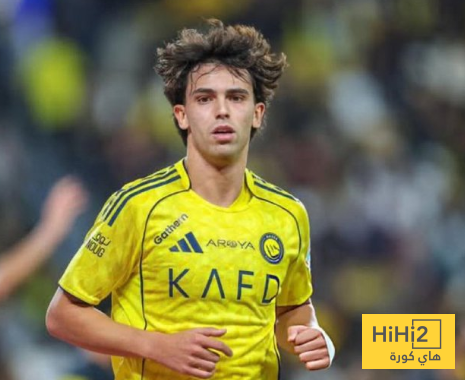 جواو فيليكس تحكم كامل في الشوط الأول 2 جواو فيليكس تحكم كامل في الشوط الأول 1