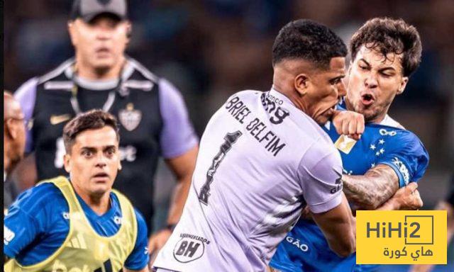 ” لكمات وركلات وفرار للحكام”.. دراما الـ23 بطاقة حمراء في ديري برازيلي بين مينيرو وكروزيرو 2 ” لكمات وركلات وفرار للحكام”.. دراما الـ23 بطاقة حمراء في ديري برازيلي بين مينيرو وكروزيرو 1