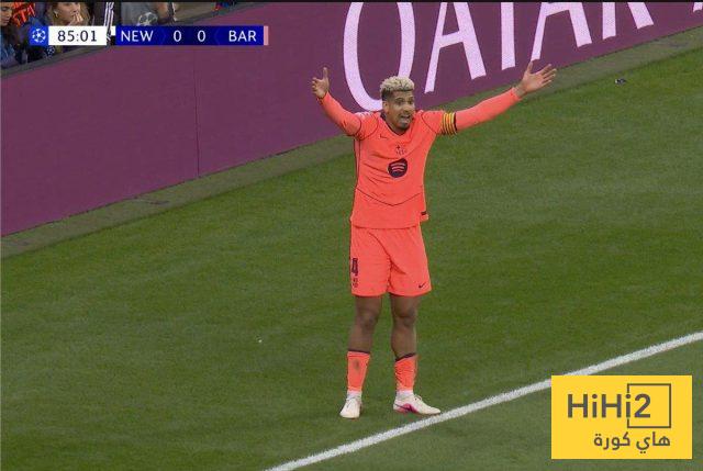أراوخو يهاجم حكم مباراة برشلونة ونيوكاسل