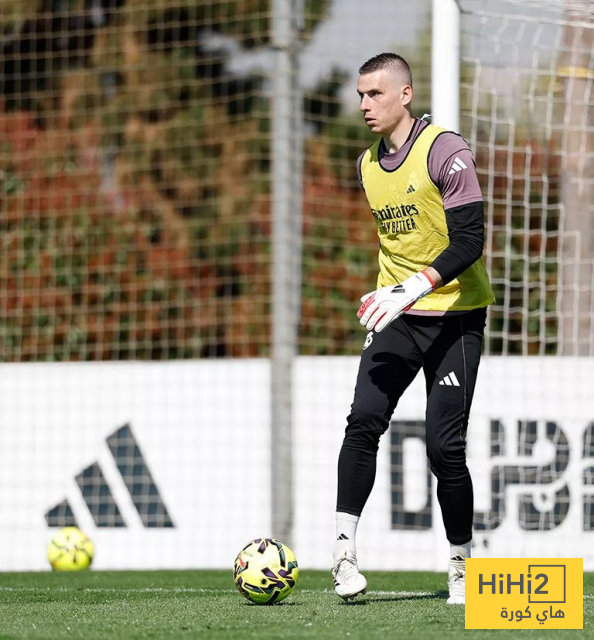 صور .. استعدادات ريال مدريد الاخيرة لمواجهة التشي 15