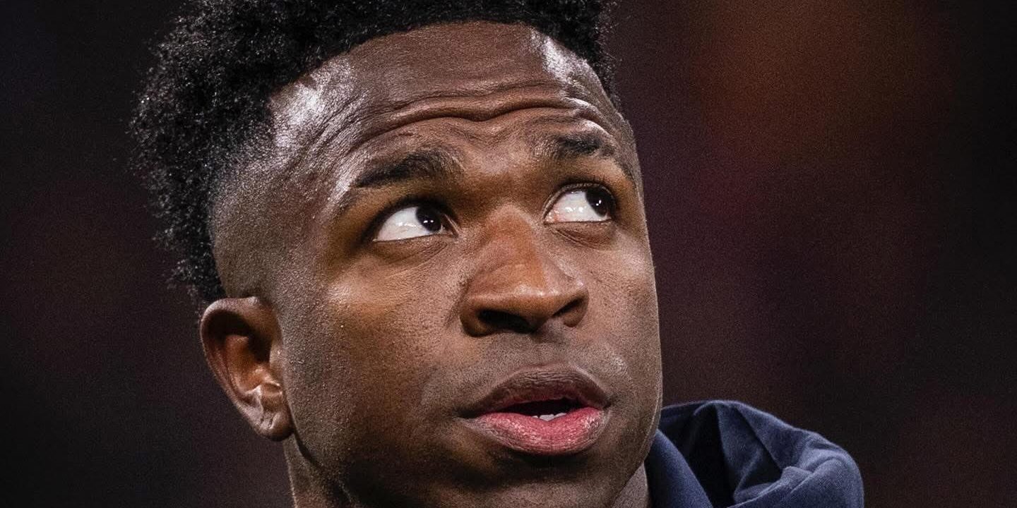 صورة.. فينيسيوس يدعم شباب ريال مدريد