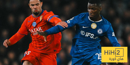 جمهور تشيلسي يهاجم اللاعبين!