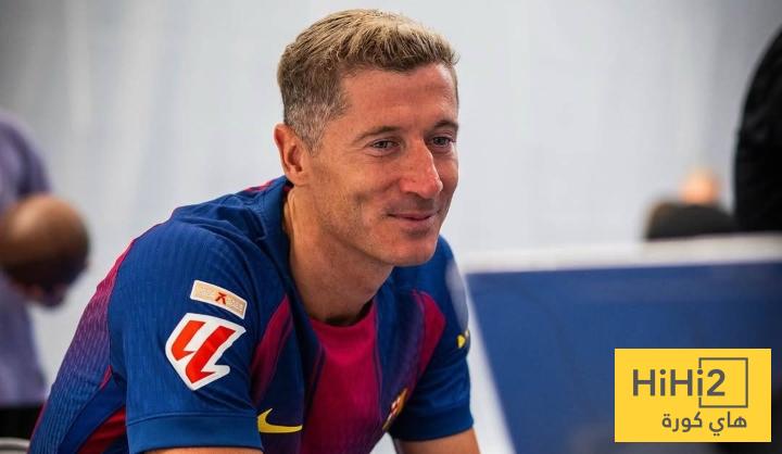 مستجدات مستقبل ليفاندوفسكي مع برشلونة