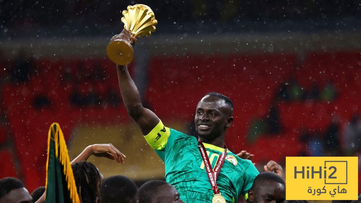 ساديو ماني يرفض إعادة الجائزة ويسلمها للجيش السنغالي