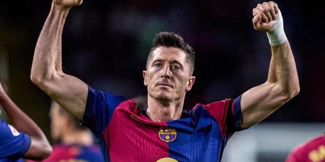 صورة : ليفاندوفسكي اول من يفعلها في تاريخ دوري الابطال