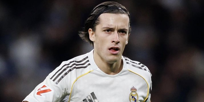 منافسة قوية تنتظر كاريراس في ريال مدريد منافسة قوية تنتظر كاريراس في ريال مدريد