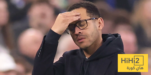 مطالبات بإقالة روزينيور