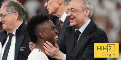 بيريز مهووس بتجديد عقد فينيسيوس