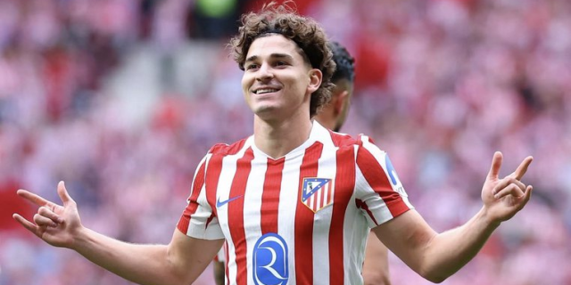 برشلونة يصطدم بموقف أتلتيكو في صفقة ألفاريز