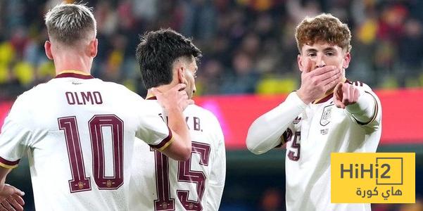 صحفي يشبه مونيوز بنجم برشلونة السابق