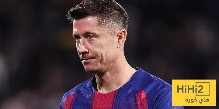 ليفاندوفسكي في صدارة قائمة سلبية