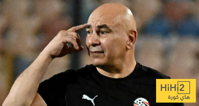 حسام حسن يشيد بالمحترفين قبل مواجهة إسبانيا