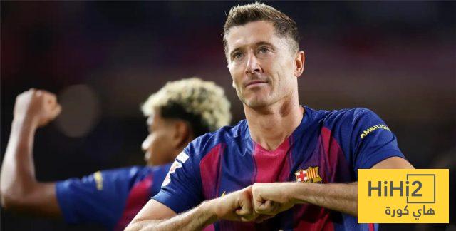 ماكينة لا تتوقف ! أرقام ليفاندوفيسكي مع برشلونة
