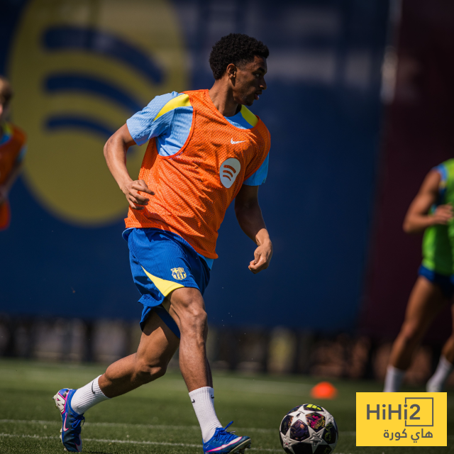 صور .. برشلونة يبدأ استعداداته للقاء اتلتيكو في دوري الابطال 3