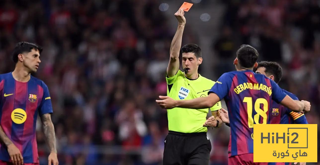 حكم سابق ينفجر غضبا من تدخل الـ  VAR  في لقطة مارتين