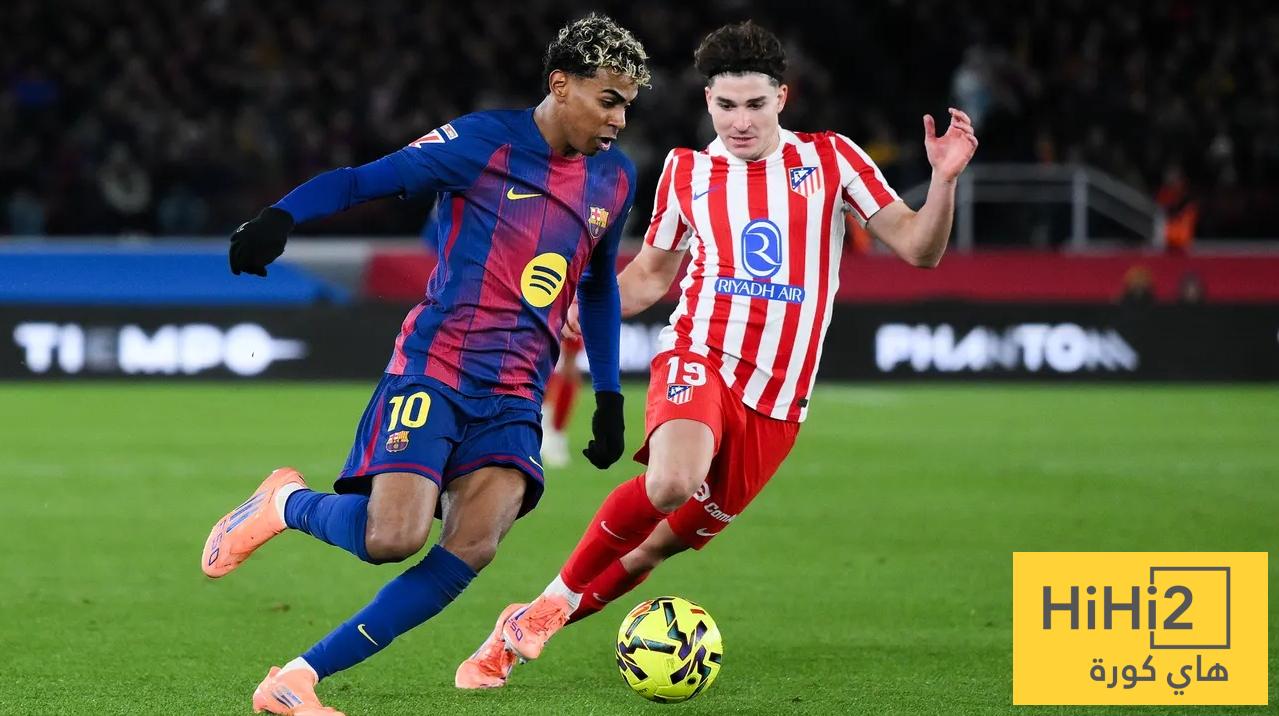 صورة .. حافلة اتلتيكو مدريد تتعرض للرشق بالحجارة