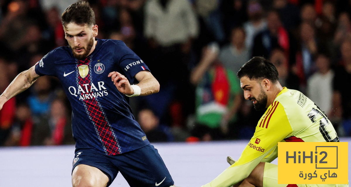 رجل المباراة.. أرقام خفيتشا كفاراتسخيليا ضد ليفربول