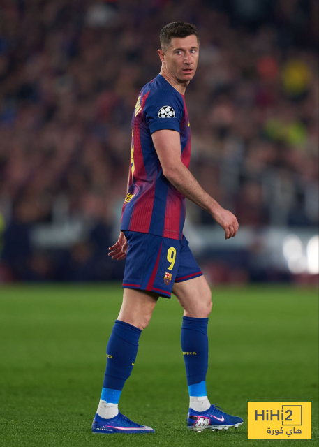 ليفاندوفسكي محبط من استبداله أمام أتلتيكو 2 ليفاندوفسكي محبط من استبداله أمام أتلتيكو 1