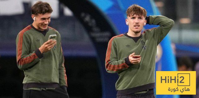 بعد مغازلته لريال مدريد .. كارل يعود الى ميونخ بوجه حزين 2 بعد مغازلته لريال مدريد .. كارل يعود الى ميونخ بوجه حزين 1