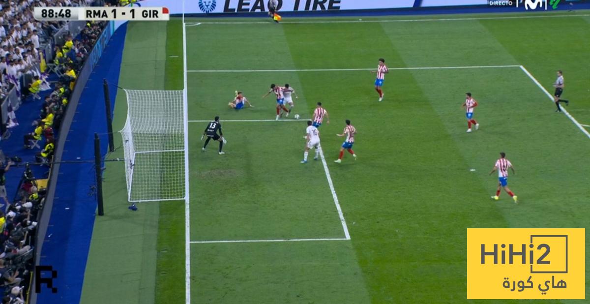 ماذا يقول الحكم الإسباني استرادا في ركلة الجزاء ؟