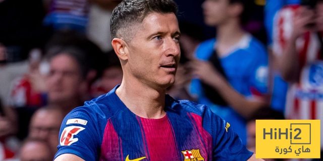 موعد حسم ليفاندوفسكي مستقبله مع برشلونة