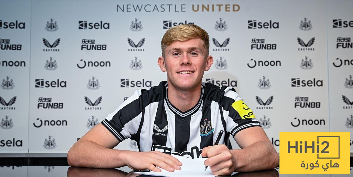 برشلونة وريال مدريد يدخلان صراع ضم لويس هال