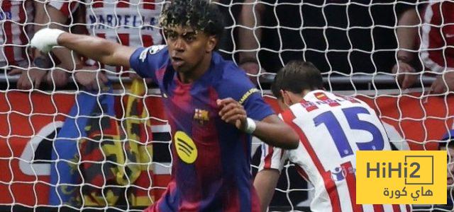 برشلونة يلعب بـ 12 لاعب ضد اتلتيكو ..!
