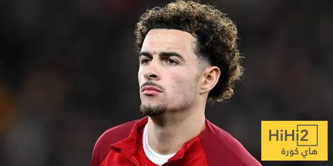 كورتيس جونز يرد على احتفال جماهير ايفرتون