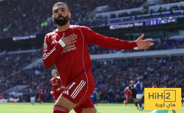 واين روني يهاجم ليفربول بسبب صلاح وروبرتسون