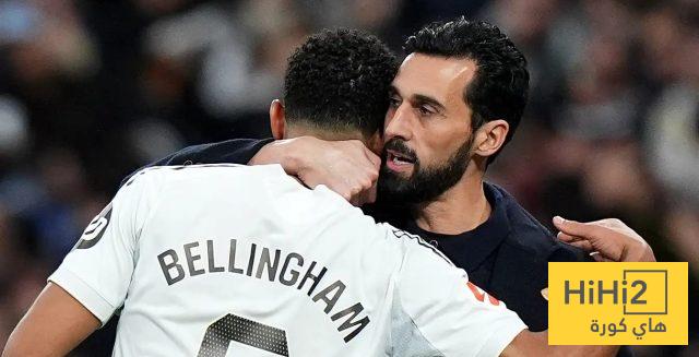 صور .. اربيلوا يحاول امتصاص غضب بيلينغهام بعد استبداله