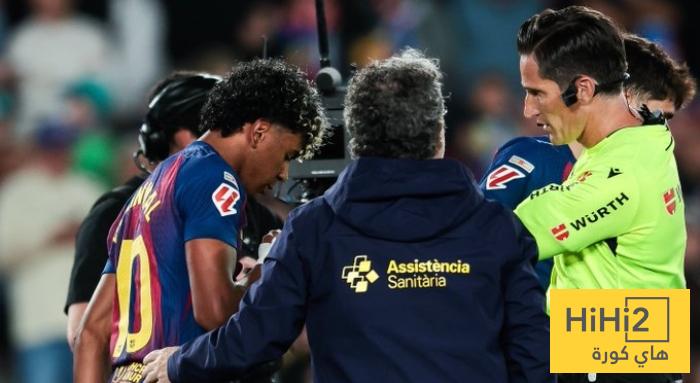 صور .. لامين يامال يغادر الكامب نو قبل انتهاء مباراة سيلتا فيغو