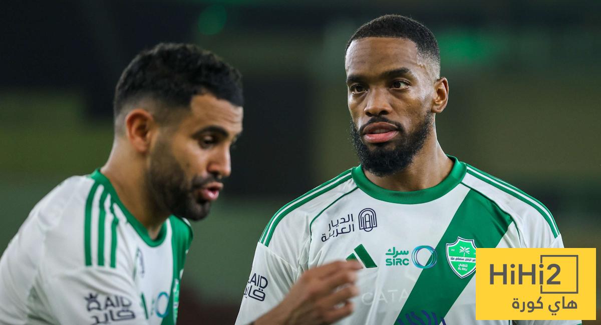 عقوبات مالية مرتقبة على نجمي الأهلي !