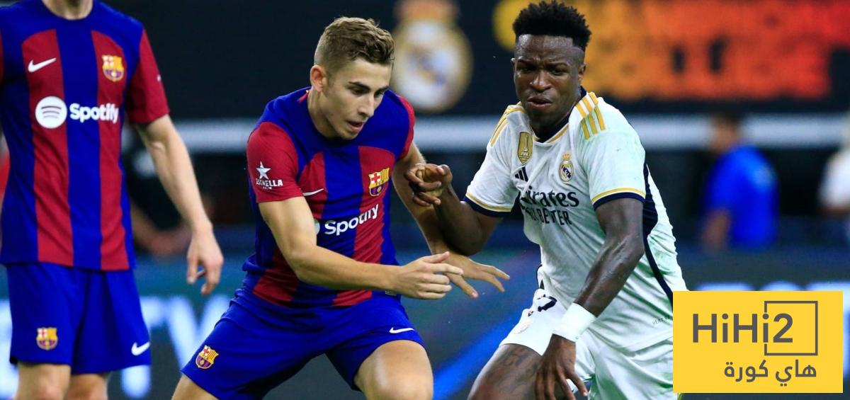 صورة .. 4 لاعبين من ريال مدريد مقابل اثنين من برشلونة