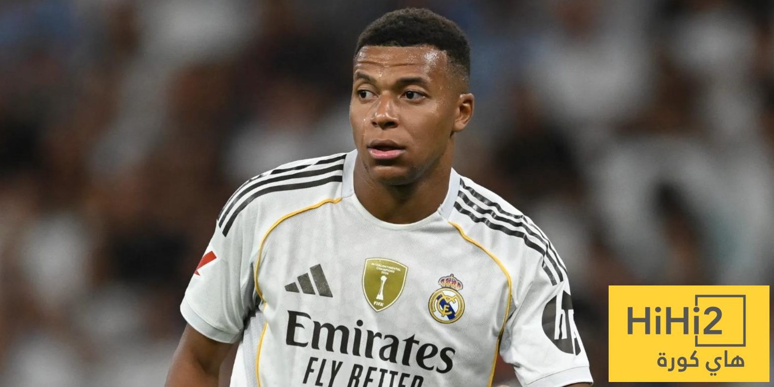 مهرج اضافي اكثر وقاحه في غرف ملابس ريال مدريد