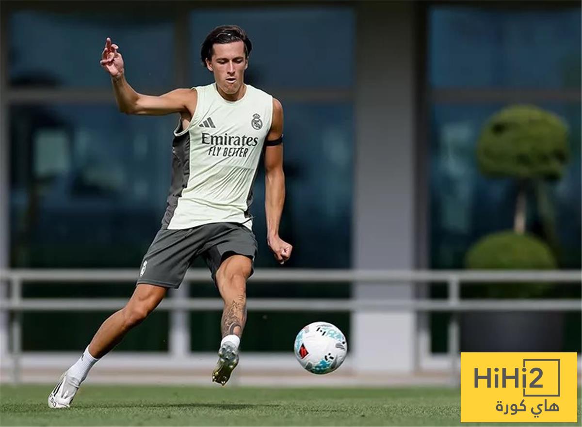 قلق داخل ريال مدريد بشأن سلوك كاريراس خارج الملعب