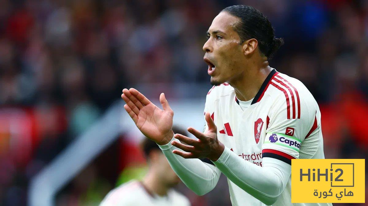 ليفربول يخسر 3-2 أمام مانشستر يونايتد في قمة مثيرة وأليكس فيرجسون ينقل للمستشفى — image 4