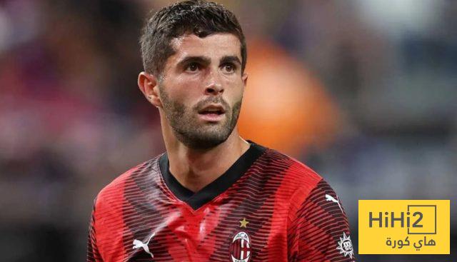 60 مليون يورو تقرب نجم ميلان من مانشستر يونايتد