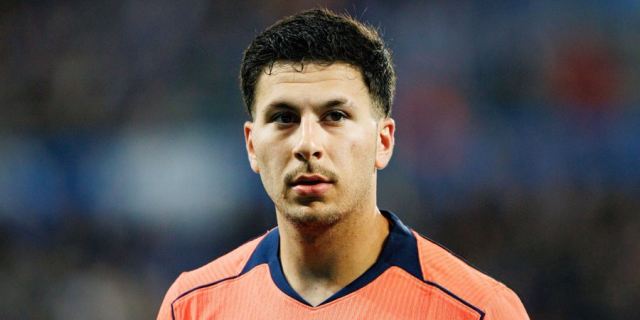 برشلونة قد يفتح الباب لرحيل روني بردغجي