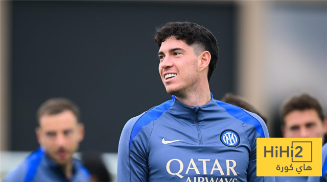 باستوني يبتعد عن برشلونة بسبب مطالب إنتر ميلان
